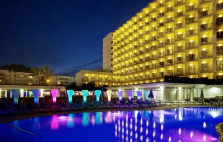 25SolPalmanova-MirlosTordos-Pool