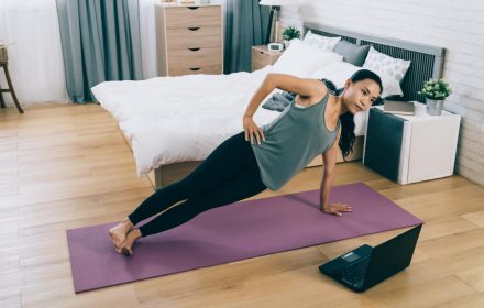 Asian,Female,Trainer,Is,Teaching,Class,Online,During,Virus,Outbreak.